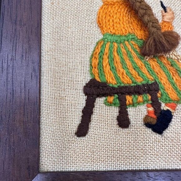 Vintage Crewel Embroidery Art Set 1970s Framed Burlap Featuring Girls Sewing & C - Picture 9 of 16